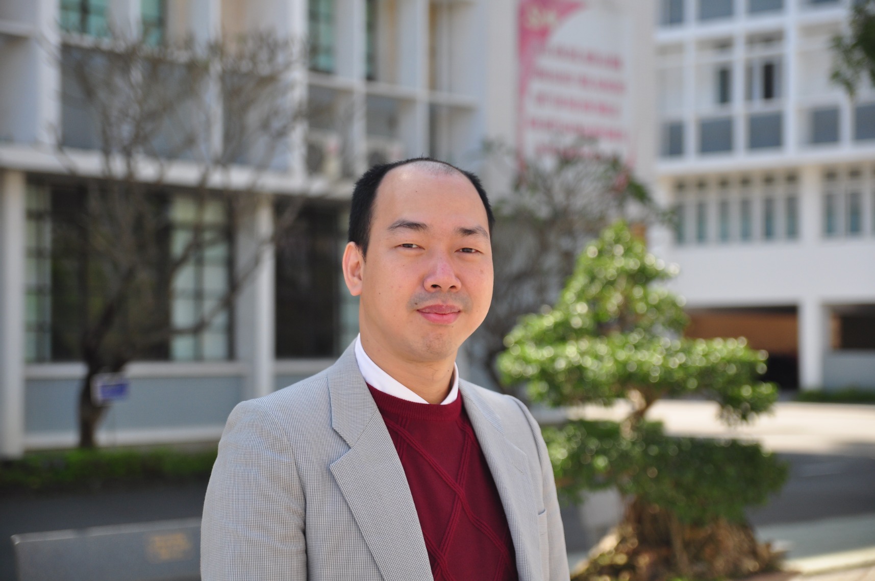 Prof. Trong Binh Le